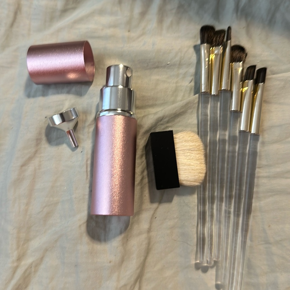 Travel beauty set